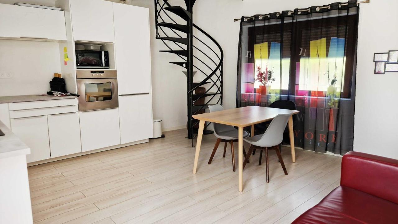 Studio, Chambres, Appartement, Gite Vendegies-sur-Ecaillon Екстер'єр фото